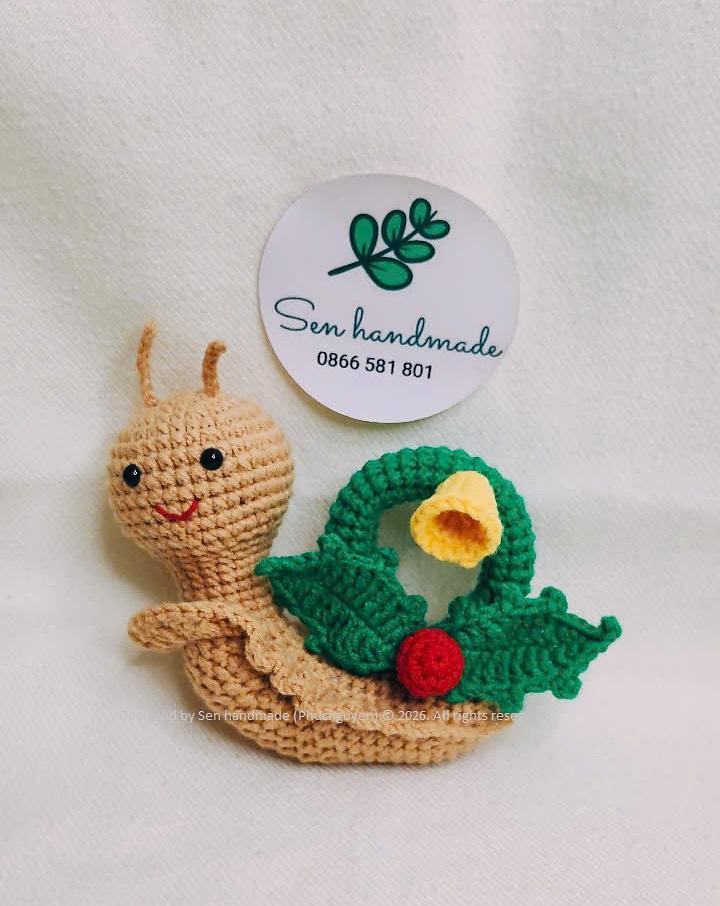 Wreath Snail- Crochet pattern - PDF file- English