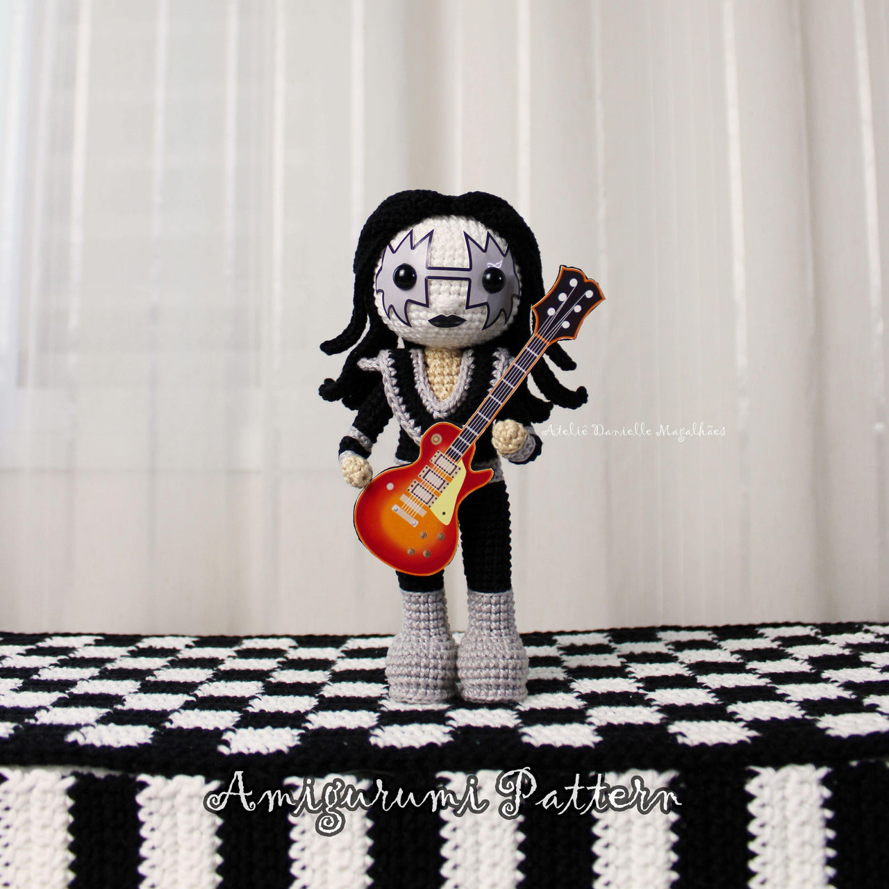 The Spaceman – Rock Star Amigurumi Crochet Pattern + Guitar Printable (Fanart Inspired)