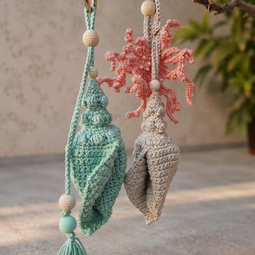 Seashell coral bag charm keychain crochet pattern B2