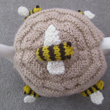 Busy Bee Tea Cosy