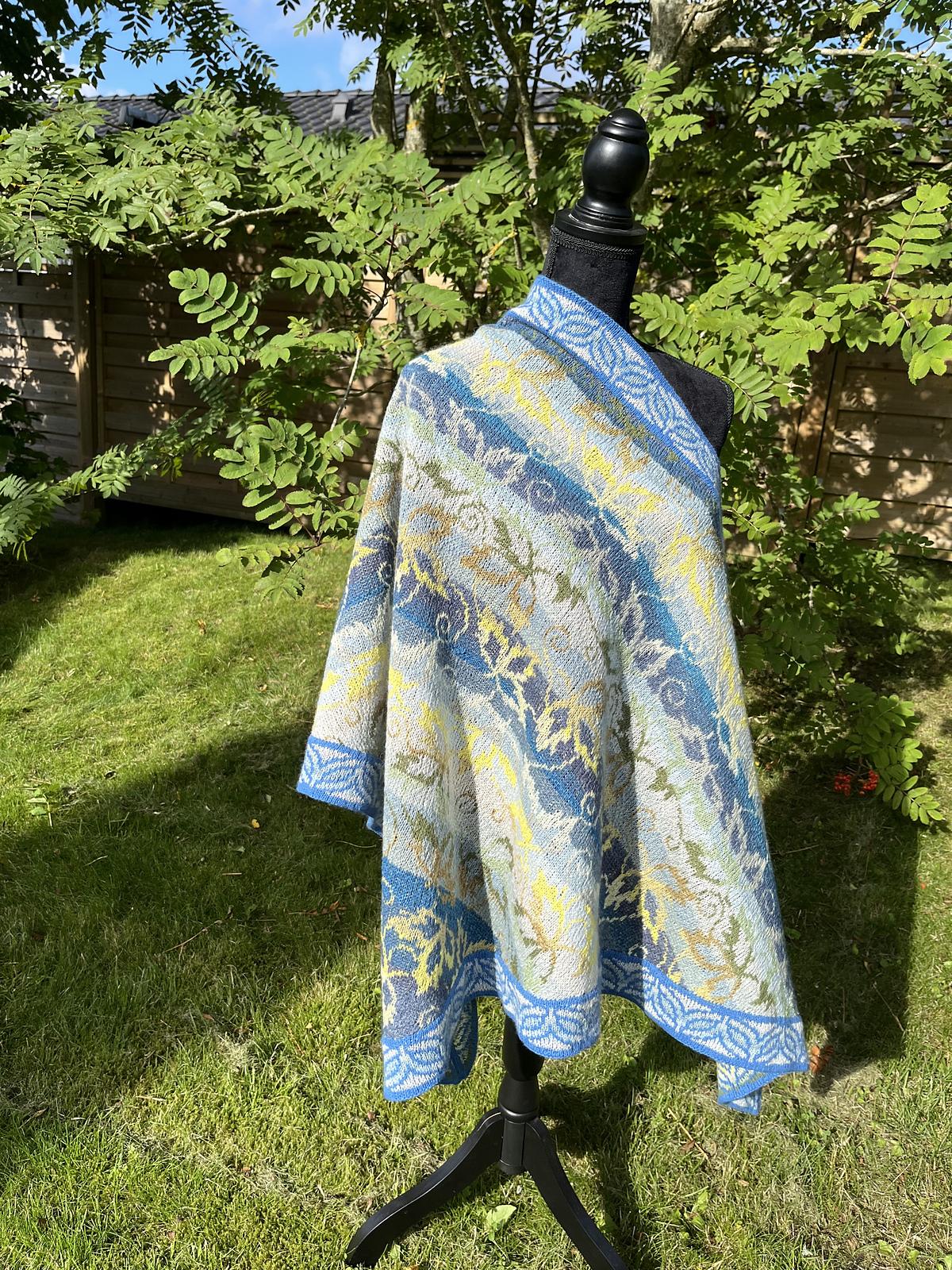 Vine Leaf Shawl