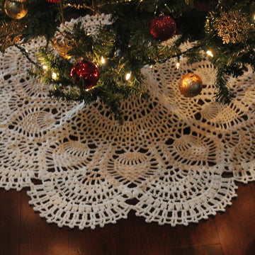 Cranberry Pineapple Christmas Tree Skirt