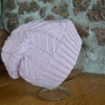 Hat old rose with braids