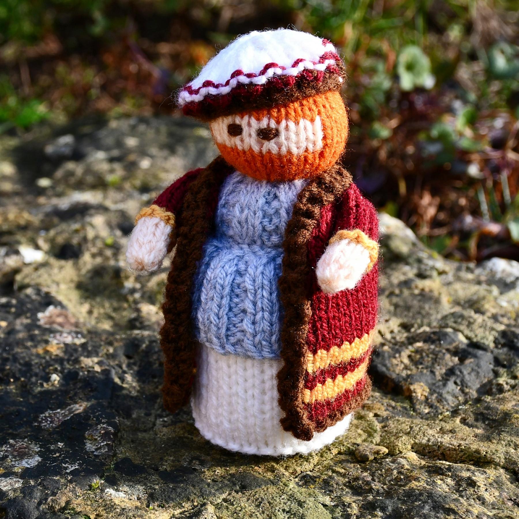 Henry VIII Doll Knitting Pattern - Toy Knitting Pattern