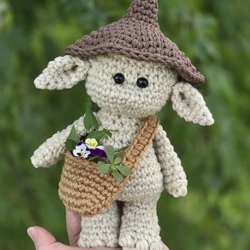 Hedge Witch Troll