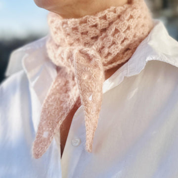 Sunday scarf