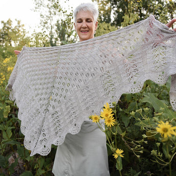 Wing-'o-the-Moth Shawl or Scarf