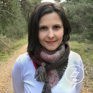 Ruth triangle scarf