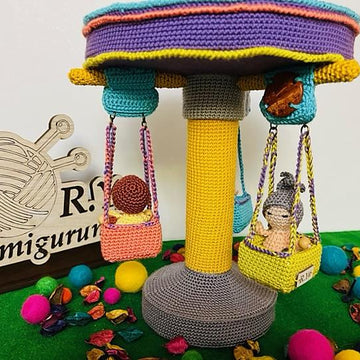 Amigurumi the funny chasing swing