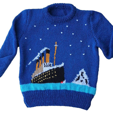 Steamship / Titanic Sweater & hat
