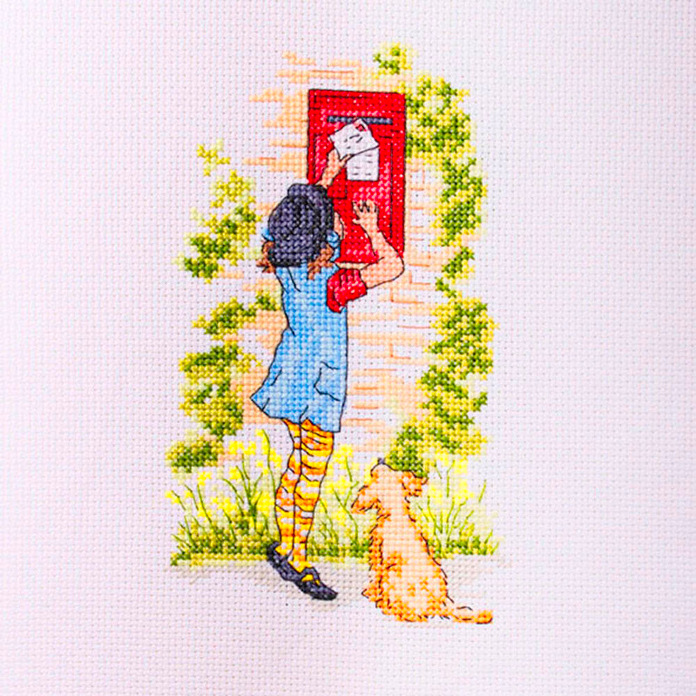 Creative World of Crafts Pretty Postcards Cross Stitch Kit - One Size