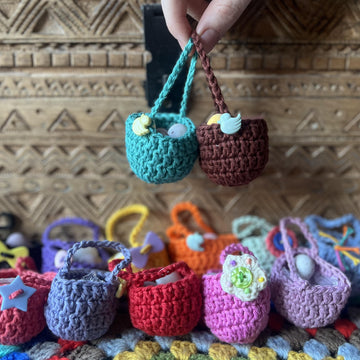 Crochet Mini Easter Baskets