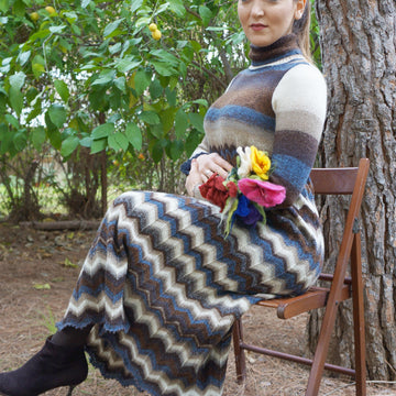 Maxi dress with chevrons skirt