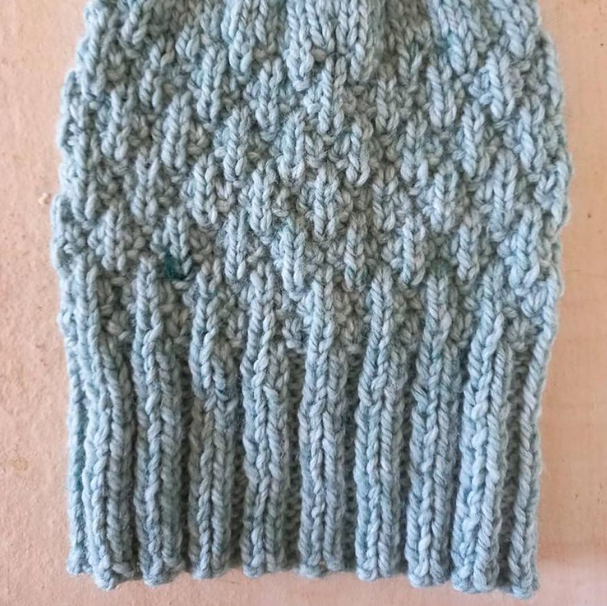 Chunky Hat on Straight Needles (#1): Seersucker