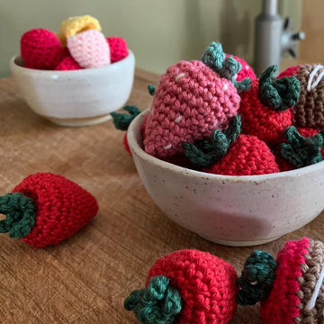 Crochet Strawberries Pattern