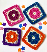 Flower square with border II by HueLaVive