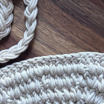 Trivet with strap