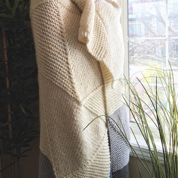 Snowy Peaks Throw