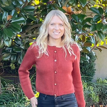 2207 Cropped Cardigan