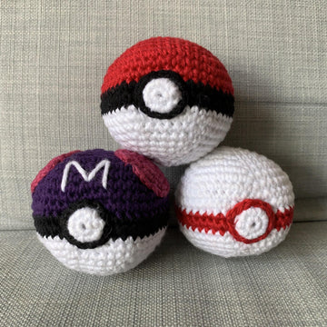 Pokeball Amigurumi: Regular, Master and Premier Balls