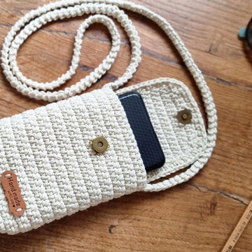 Mobile phone crossbody shoulder bag crochet pattern T10