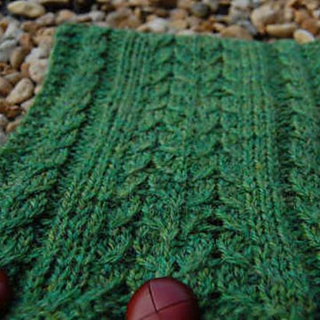 Reminiscence neck warmer