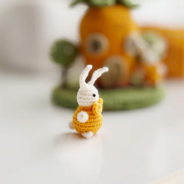 Crochet fairy house, amigurumi house, crochet bunny pattern, Carrot House