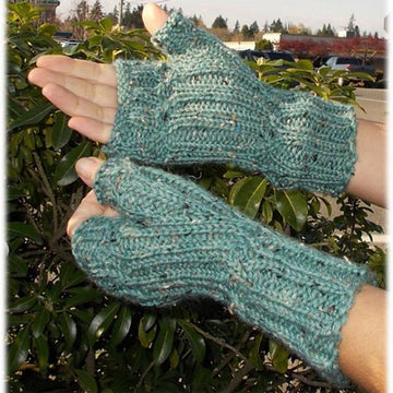 Elegant Ribbed Mitts