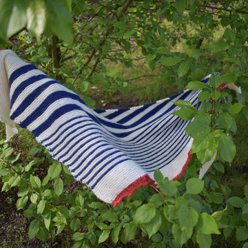 ARVORIAD Triangle shawl