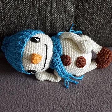 Crochet Pattern for the Snowman Snowy!