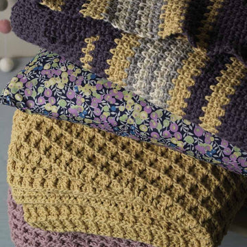 Rhubarb & Waffle Blanket in Erika Knight Gossypium Cotton - UK - Downloadable PDF