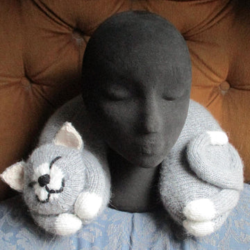 Snoozing Cat Travel Pillow