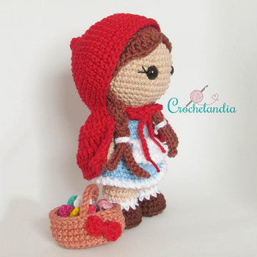Little Red Riding Hood amigurumi doll - crochet pattern by Crochelandia