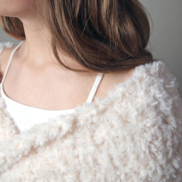 Fur loop for brides