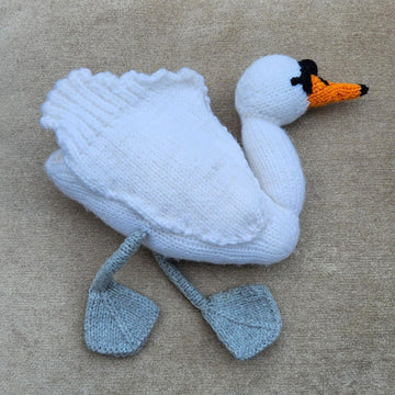 Knitted Mute Swan