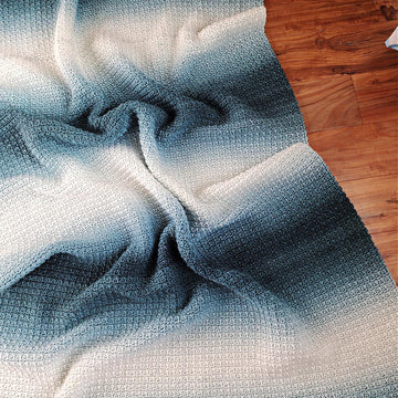 Ocean Hues Gradient Blanket