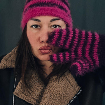 Tabi mittens