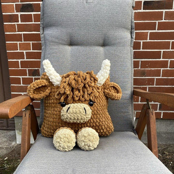 Pillow Highland Cow