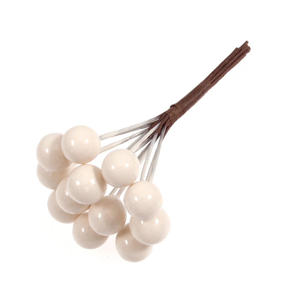 Groves Berries: Small 10mm: 12 x Bunches of 12 Stems: White