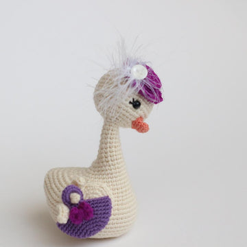 Lily The Swan /Amigurumi Toy
