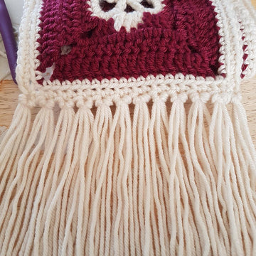 Anti-Valentine's Skull scarf