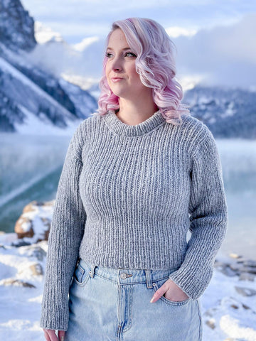 Linear Pullover