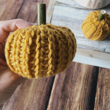 Ribbed Crochet Pumpkin
