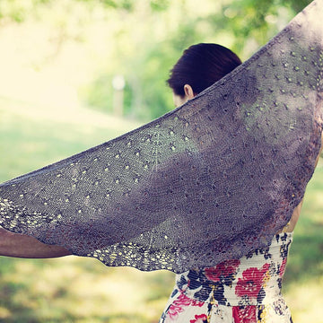 Mae Shawl
