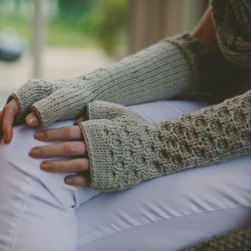Honeycomb mitts