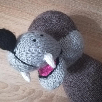 Big Wolf Toy Knitting pattern, knit DIY plush wolf for the tale of the 3 pigs