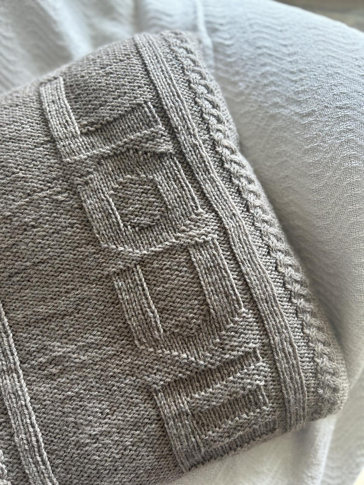 Love Cable Pillow