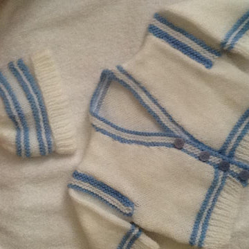 Blue trimed Little cardigan
