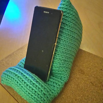 Basic phone and tablet holder