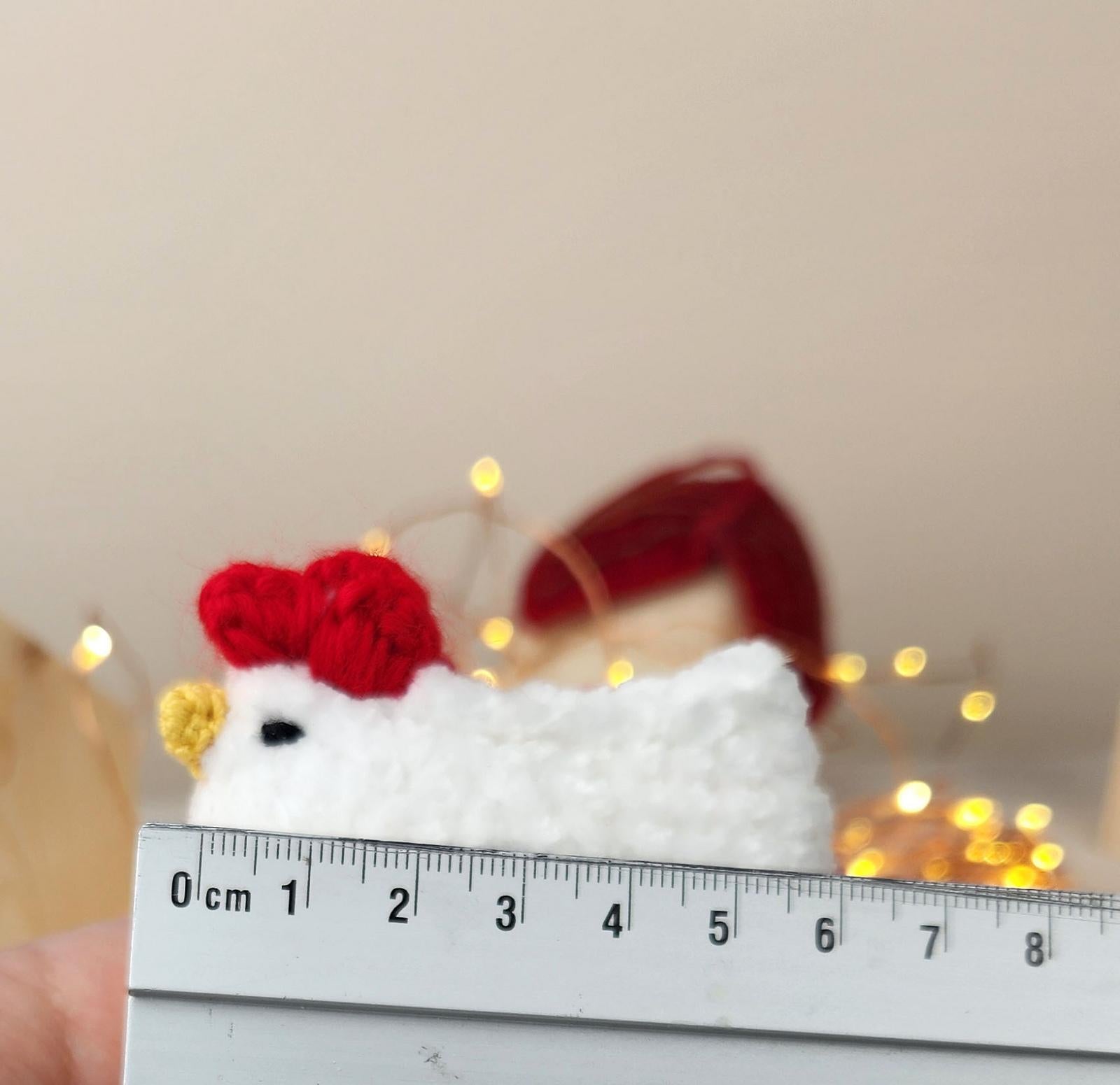 Mini Amigurumi Chick Pattern & Video (Scarf/Basket)